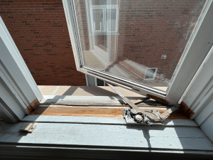 Mississauga Handyman Window Repair
